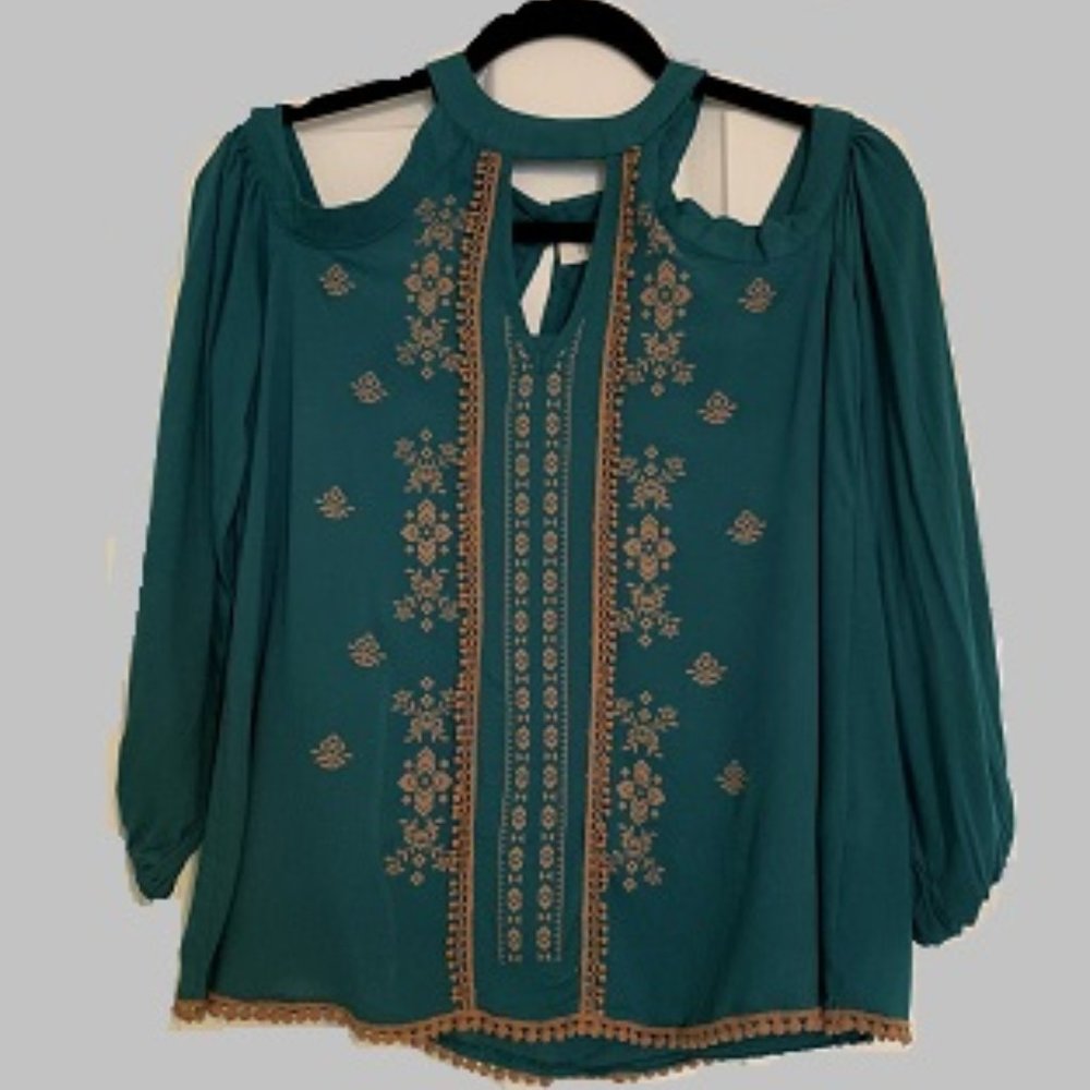 Cold Shoulder & Key-Hole Blouse